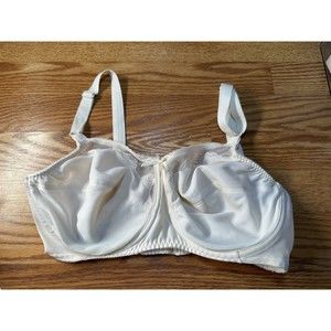 Vintage Bali Satin & Lace Ivory Adjustable Strap Underwire T-Shirt Bra Size 36DD
